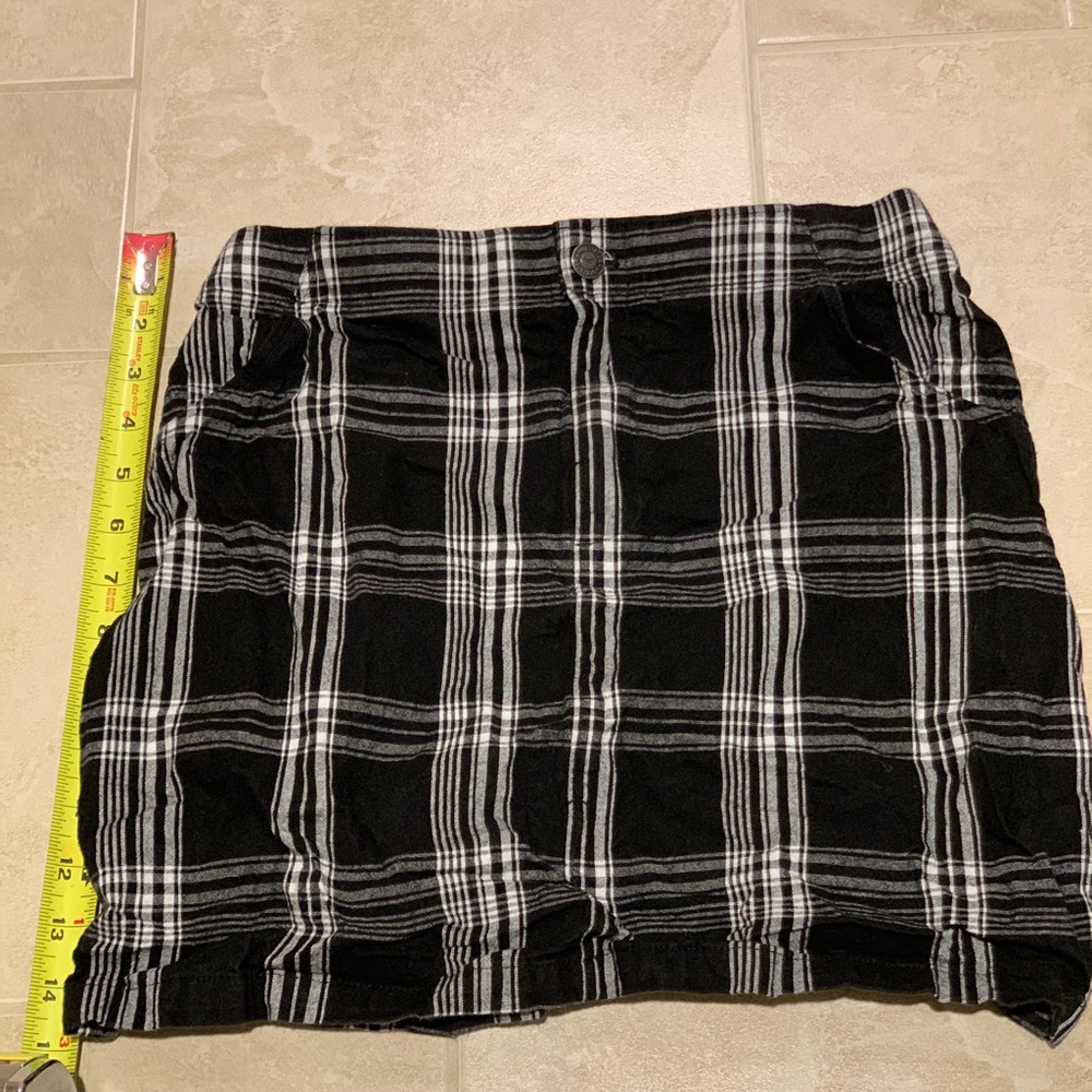 Hollister Ultra high rise skirt. Size small